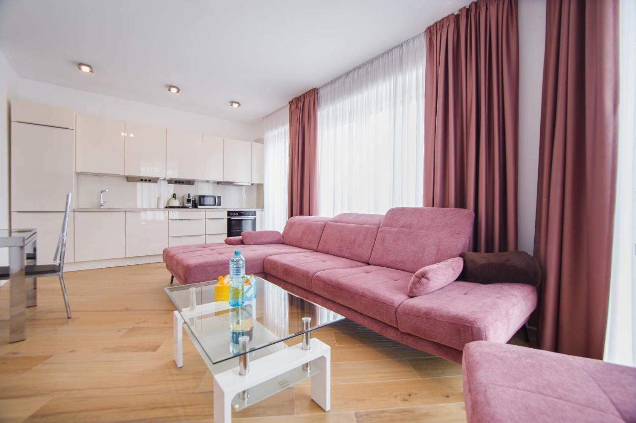Pink Sahara Near City Center Oradea Zewnętrze zdjęcie