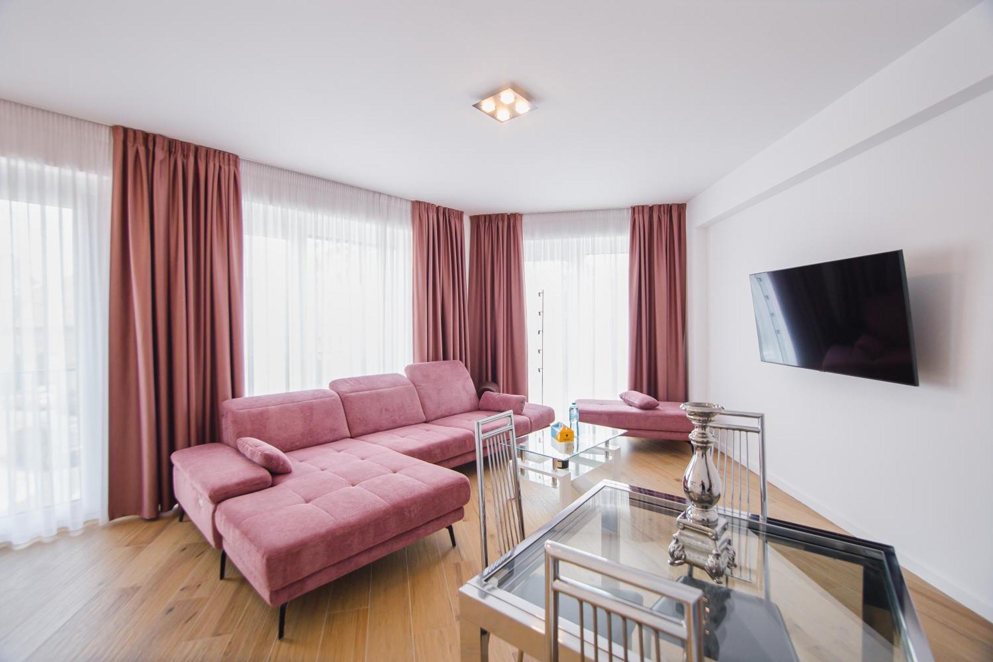Pink Sahara Near City Center Oradea Zewnętrze zdjęcie